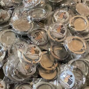 Reseller Bundle! Over 2.8 lbs TRUMP 2020 Collectible Keychains! Give as …